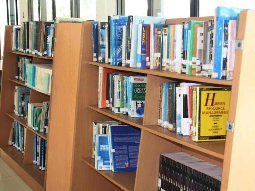 Pp University Чісаруа Екстер'єр фото
